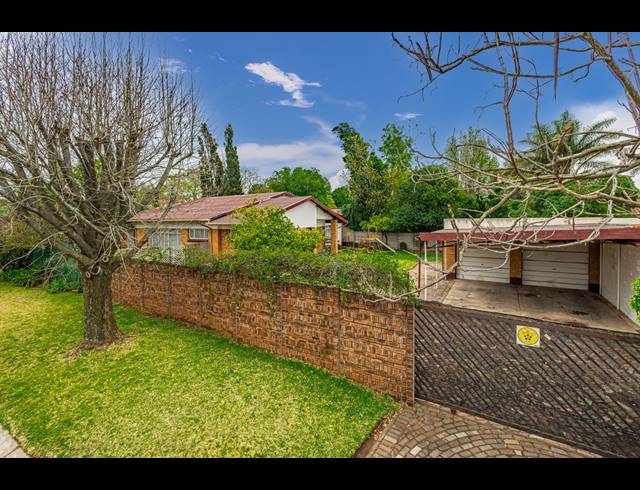 3 BEDROOM HOUSE FOR SALE IN BRENTHURST
